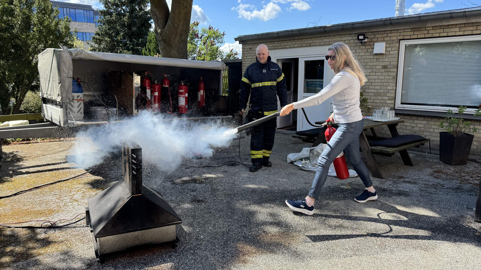 Gode arbejdsforhold i et hyggeligt miljø...